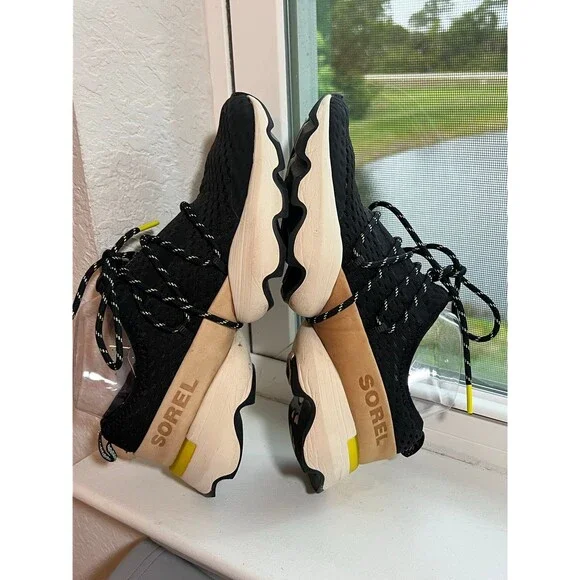 Sorel Kinetic Impact Lace Sneakers in Black Tan and Chartreuse Women’s Size 8.5 - Picture 2 of 12